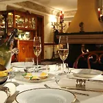 Old Legends Hotel 5*