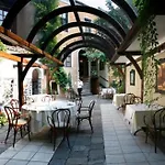 Old Legends Hotel 5*