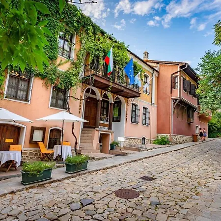 Old Legends Szálloda