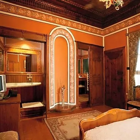 Hotel Old Legends