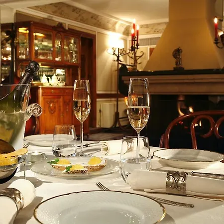 Old Legends Хотел 5*