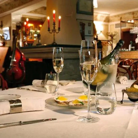 Old Legends Хотел 5*